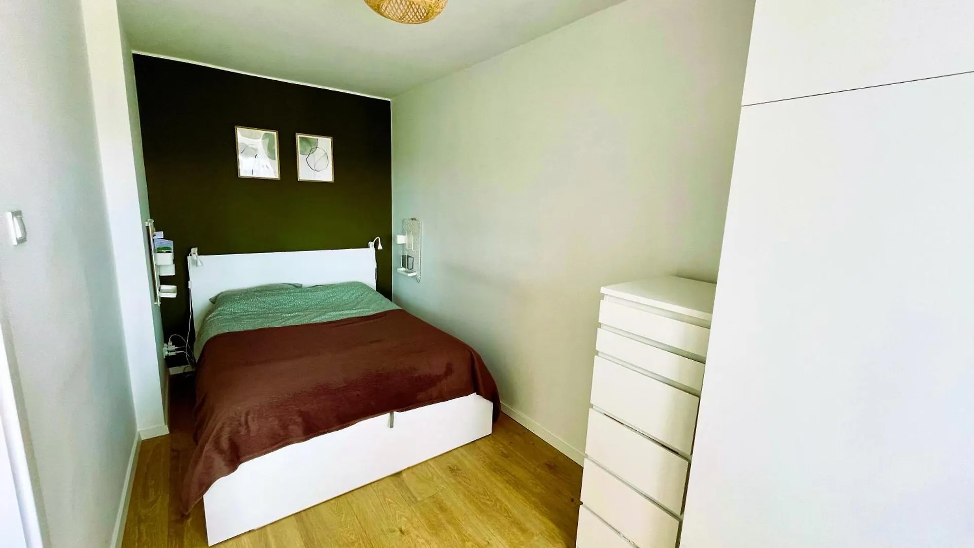 Piastowska 100 Apartment Przy Plazy 格但斯克
